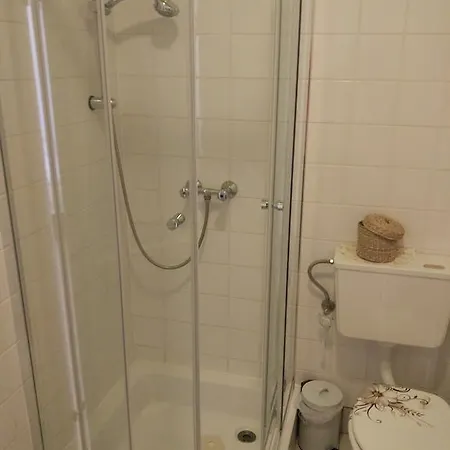 בית הארחה (adults Only) 3*