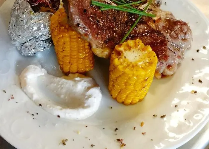 Pensión (adults Only)